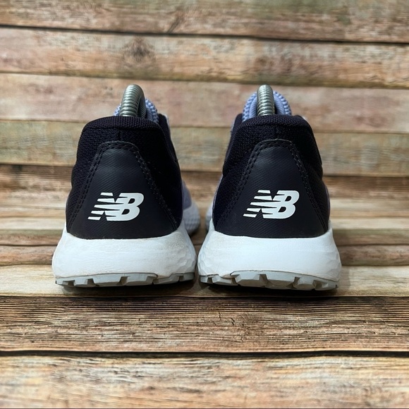 New Balance 520V5 Athletic Shoes - Picture 8 of 9